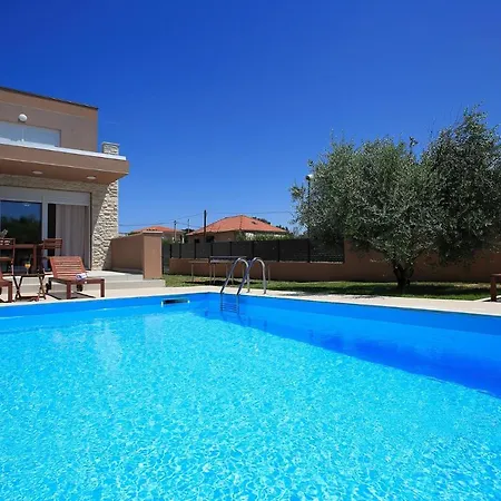 Villa Beautiful L&t Nin