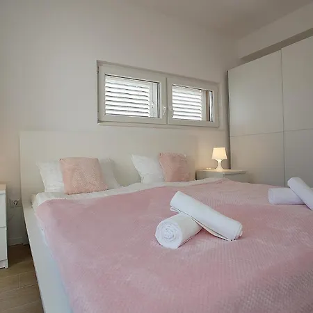 Villa Beautiful L&t Nin Vrsi
